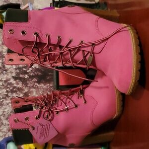 Limited edition Timberland and Susan G Komen Glancy 6in Rose US 7.5